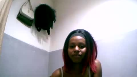 Snapshot of linah1123 chatting on February 2026 11:20:01 AM linah1123 online show from February 2026 11:20:01 AM