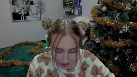 Snapshot of linatruly chatting on December 2024 07:41:02 PM Lina online show from December 2024 07:41:02 PM