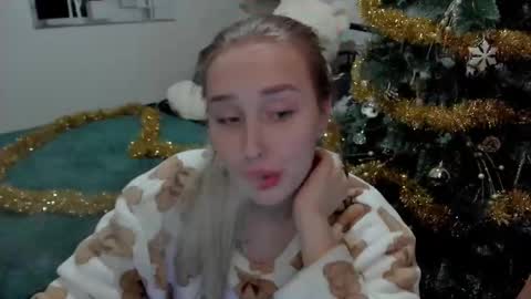 Snapshot of linatruly chatting on December 2024 09:00:02 PM Lina online show from December 2024 09:00:02 PM