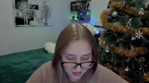 Snapshot of linatruly chatting on January 2025 08:33:02 PM Lina online show from January 2025 08:33:02 PM