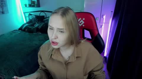 Snapshot of linatruly chatting on October 2025 09:25:02 PM Lina online show from October 2025 09:25:02 PM