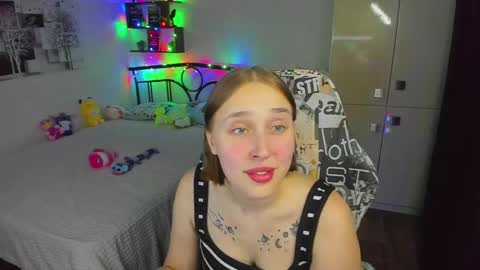 Lina online show from June 2026 09:16:02 PM