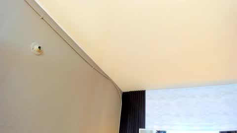  Linda  online show from December 2025 06:13:02 PM