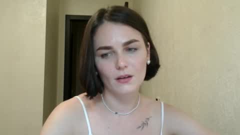 Snapshot of linda_aa chatting on June 2026 08:08:01 PM Linda online show from June 2026 08:08:01 PM
