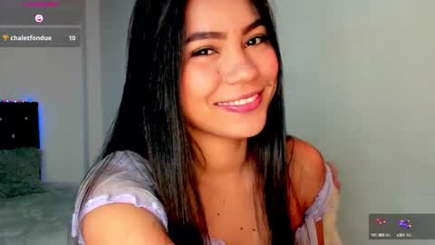 Alana online show from October 2025 05:03:01 PM