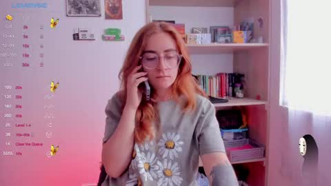 Giggles  online show from February 2025 05:09:02 PM