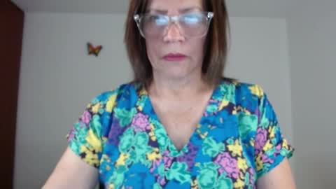 Linda Hanna online show from November 2025 09:04:02 PM
