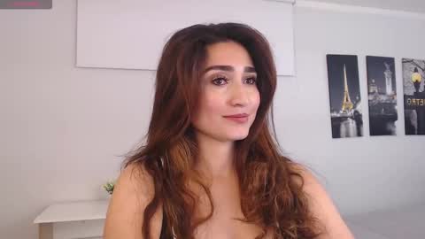 Maria Paula online show from March 2026 12:22:01 PM