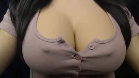 Snapshot of linda_perfect99 chatting on November 2025 07:12:01 PM Linda online show from November 2025 07:12:01 PM