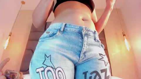 Linda Saenz online show from March 2025 11:44:02 AM