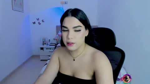 Snapshot of linda_zaam8386 chatting on October 2025 05:50:02 PM   online show from October 2025 05:50:02 PM