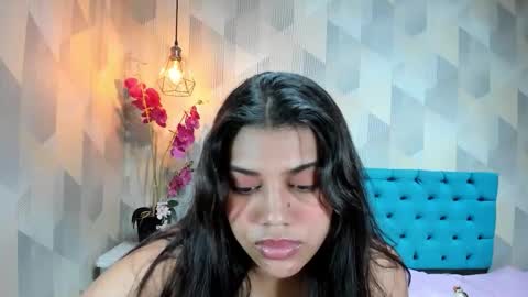 Snapshot of lindabreexlove chatting on May 2026 03:53:02 PM online show from May 2026 03:53:02 PM