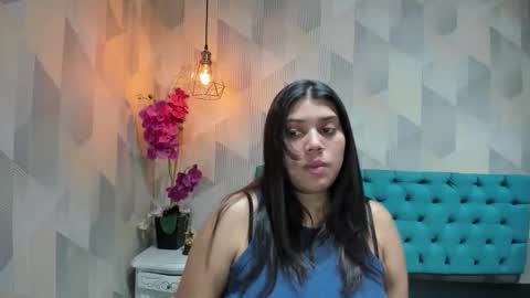 Snapshot of lindabreexlove chatting on May 2026 03:52:02 PM online show from May 2026 03:52:02 PM