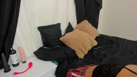 ig linda cw2 online show from December 2024 12:30:01 PM