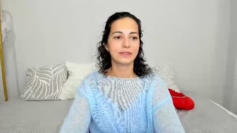 Snapshot of lindainsatiable chatting on June 2026 01:32:01 AM Linda online show from June 2026 01:32:01 AM