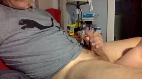 lindin89 online show from April 2026 02:42:01 PM