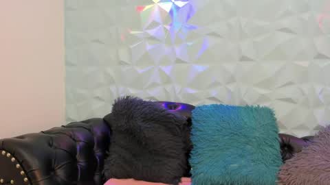 lindsay_cg online show from May 2026 12:22:01 PM