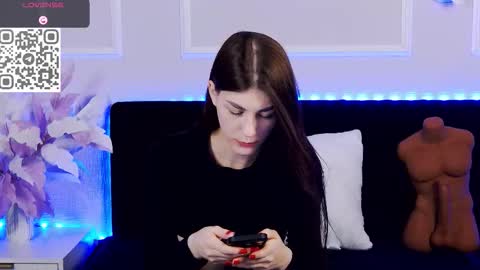 lindsay_cutie online show from January 2026 02:06:02 AM