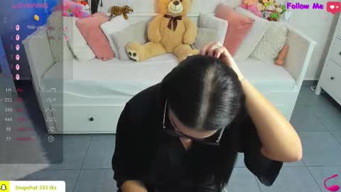 Alexandra online show from October 2025 04:02:02 AM