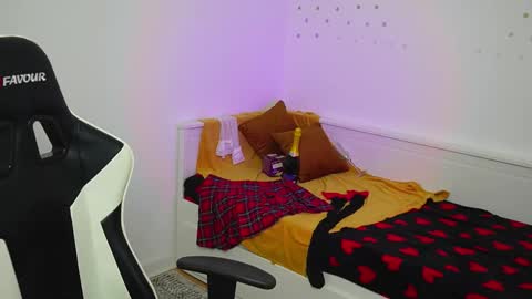 Tina online show from February 2026 06:39:01 PM