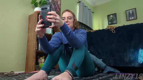 Snapshot of linzy19 chatting on December 2024 04:59:02 PM Linzy19 online show from December 2024 04:59:02 PM