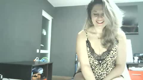 lionessmom online show from February 2026 11:42:02 PM