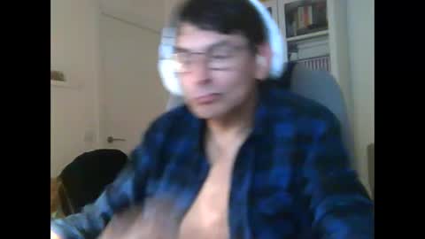 liongr69 online show from February 2026 10:35:01 PM