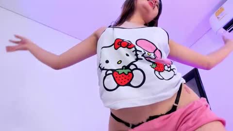 Snapshot of liorah_wolf chatting on February 2026 08:13:01 PM Liorah wolf online show from February 2026 08:13:01 PM