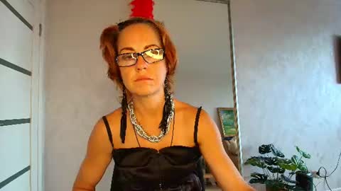 Snapshot of lioraweiss chatting on July 2026 08:32:01 AM Liora Weiss online show from July 2026 08:32:01 AM
