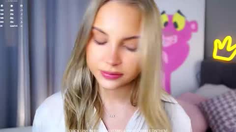 Amelia online show from October 2025 01:13:02 AM