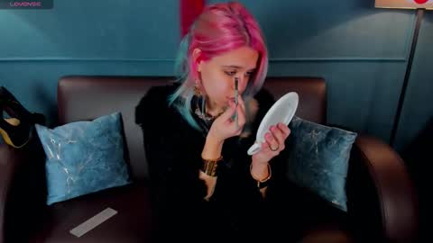 Snapshot of lirabelles chatting on January 2026 09:59:01 AM hello Ill be waiting for you during these hours tue 10am-5pm wed 3am-5pm thu 3am-5pm fri 3am-10am sat 10am-5pm sun 3am-1GMT online show from January 2026 09:59:01 AM