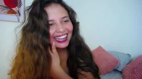 Snapshot of lirio05 chatting on January 2025 09:35:02 PM Lily see u on december 2 online show from January 2025 09:35:02 PM