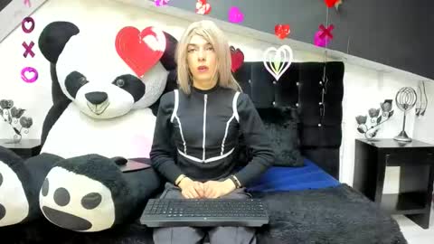 Lis  online show from February 2026 01:39:02 AM