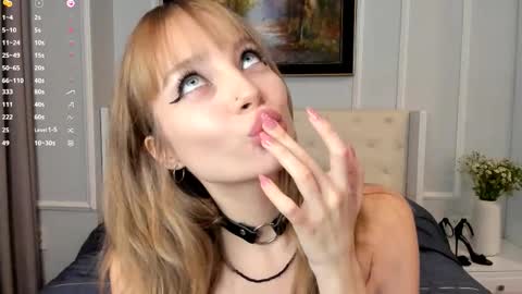 Snapshot of lisa_babymetal chatting on December 2025 01:07:01 PM Lisa online show from December 2025 01:07:01 PM