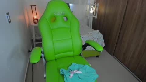 Snapshot of lisa_gerrard_ chatting on February 2025 03:09:02 PM Lisa  online show from February 2025 03:09:02 PM