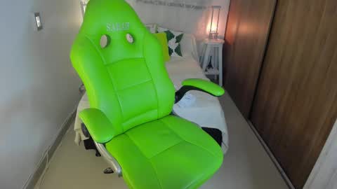 Snapshot of lisa_gerrard_ chatting on September 2025 11:14:01 AM Lisa  online show from September 2025 11:14:01 AM