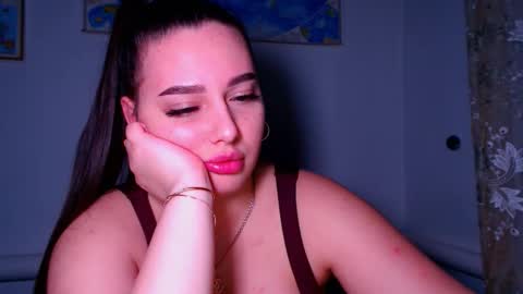 Snapshot of lisa_lady_golden chatting on November 2025 08:29:01 PM lisa_lady_golden online show from November 2025 08:29:01 PM