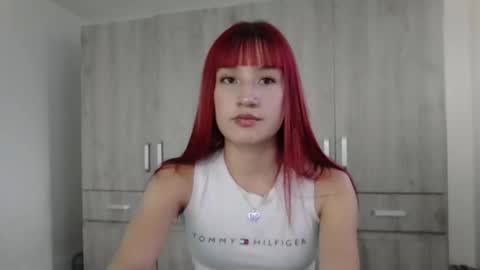 Lisa Roberths online show from April 2026 08:17:01 PM