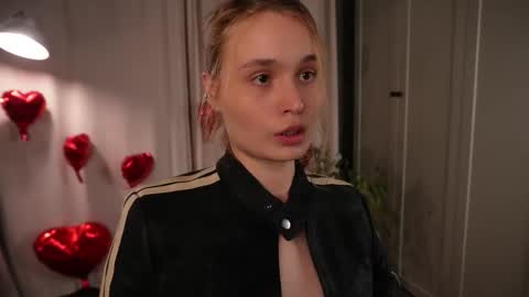 Elisabeth or Lisa online show from February 2026 08:49:02 PM