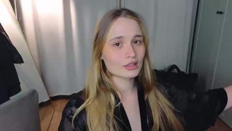 Elisabeth or Lisa online show from March 2026 08:37:02 PM