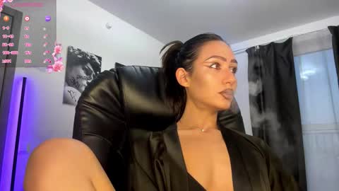 Lisa online show from October 2025 01:20:01 PM