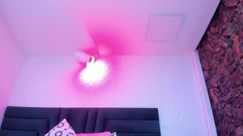 Snapshot of lisa_white_ chatting on February 2026 03:47:02 AM lisa white online show from February 2026 03:47:02 AM