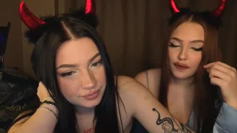 Lisa and Den online show from October 2025 03:05:02 PM