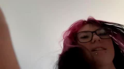 Snapshot of lisabethlaurence chatting on May 2026 07:13:01 AM Aileen online show from May 2026 07:13:01 AM