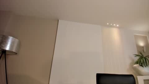 Snapshot of lisaflowersx chatting on February 2026 11:04:01 AM Lisa Flowers online show from February 2026 11:04:01 AM