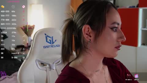   LISA   online show from October 2025 03:29:01 PM