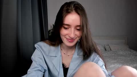 Lisa online show from February 2025 10:48:01 PM