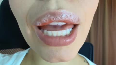 Lisbet online show from March 2026 11:00:02 PM