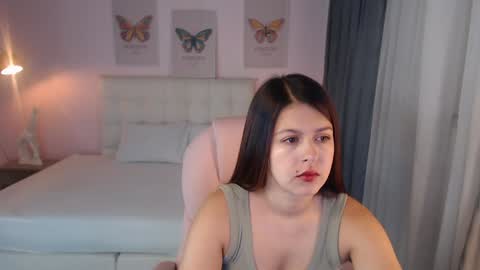 Andrea online show from January 2025 12:16:02 PM