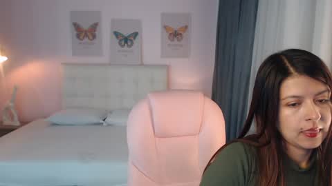 Andrea online show from January 2025 12:24:01 PM